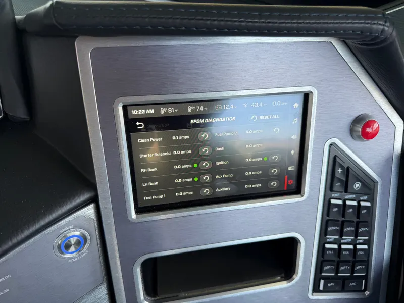 2022 MasterCraft XT22 — photo 31